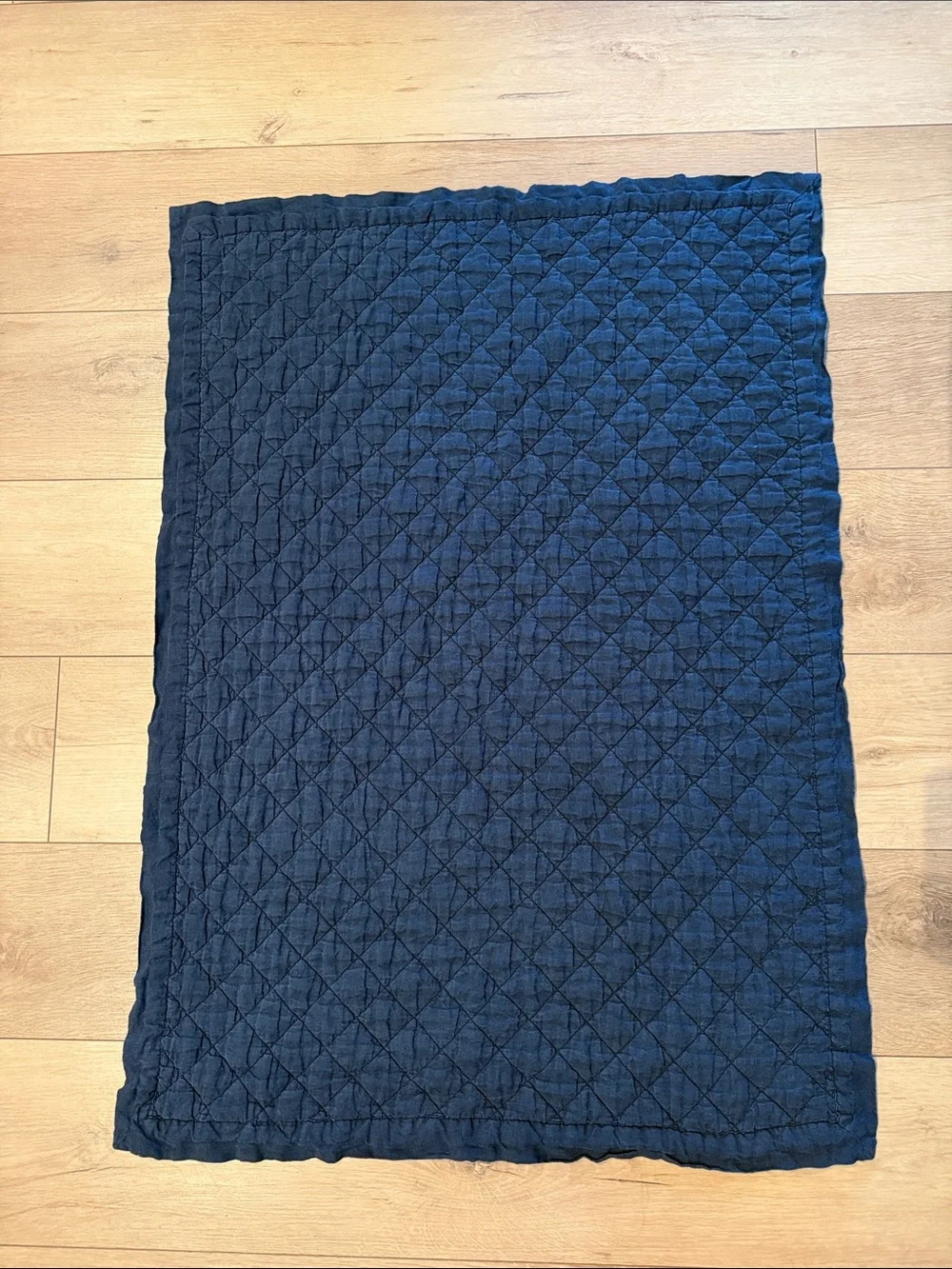 EUC Pottery Barn Kids Belgian Flax Linen Navy Toddler Quilt